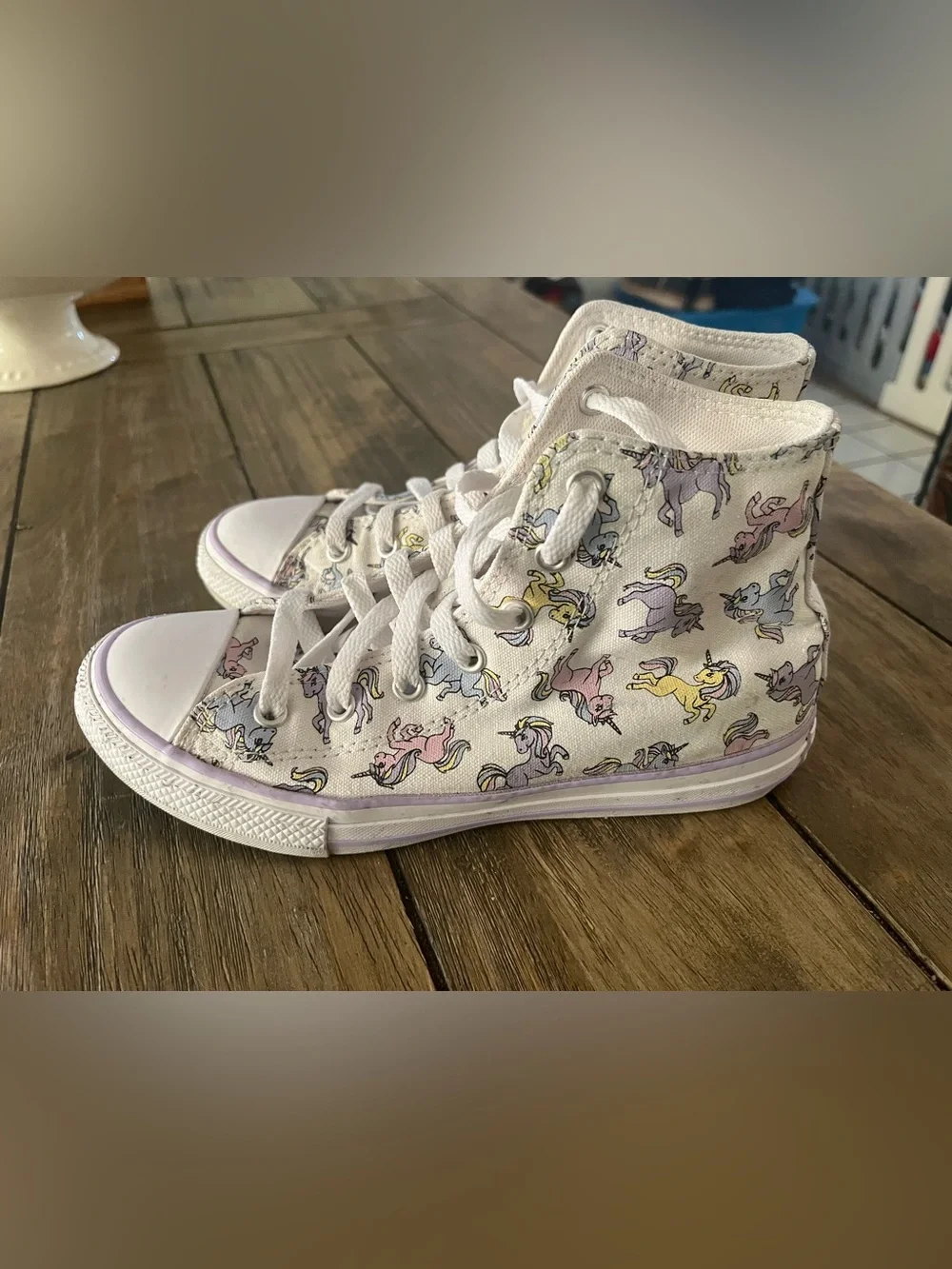 Converse Kids White High-Top Sneakers with Pastel Unicorn Print youth size 3